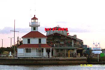 0156dcp_New_Orleans_Lighthouse