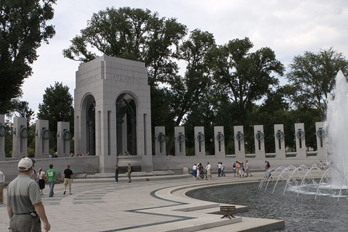 0929_World_War_II_Monument.jpg